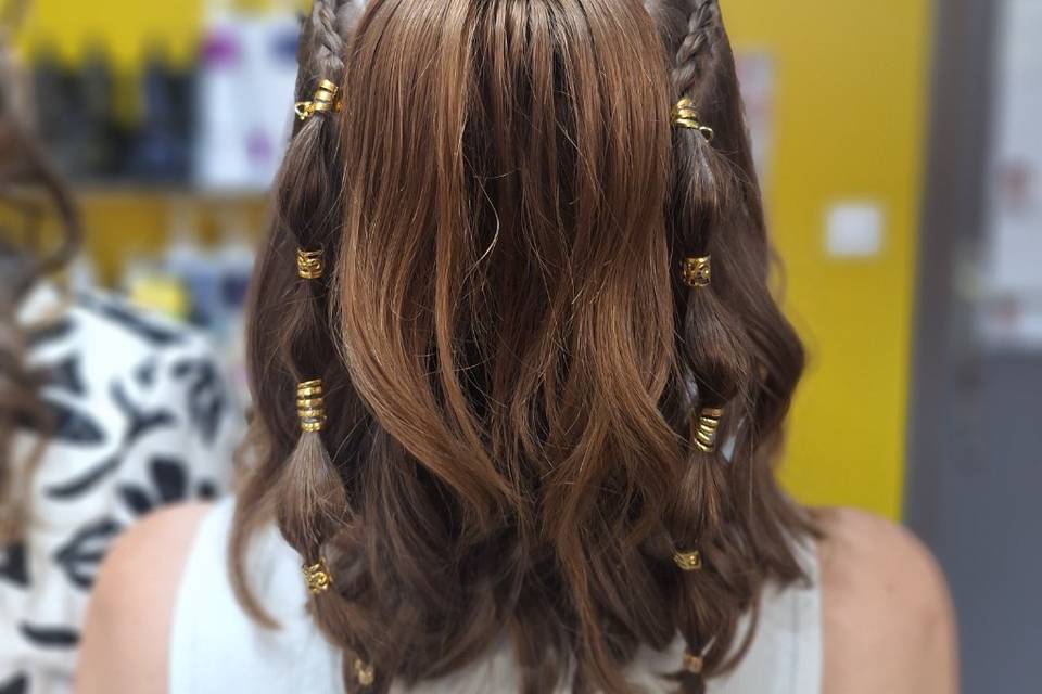 Tresses  collées & ponpon