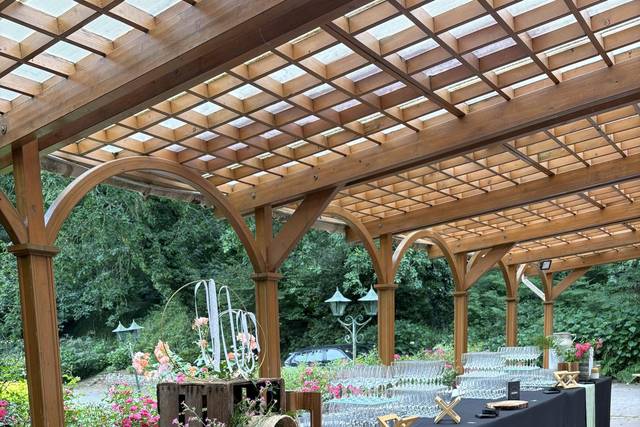 Mise en place sous la pergola