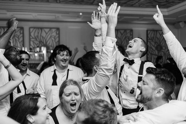 Soirée de mariage festive