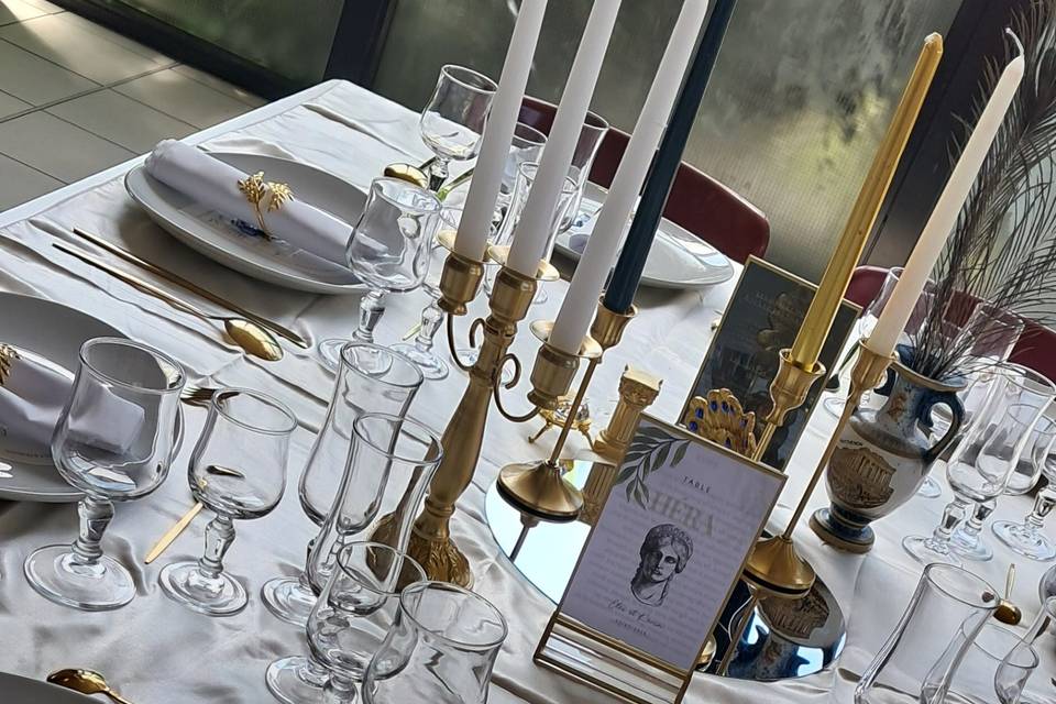 Table Héra