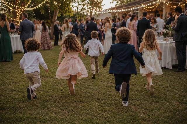 Les Petits Invités