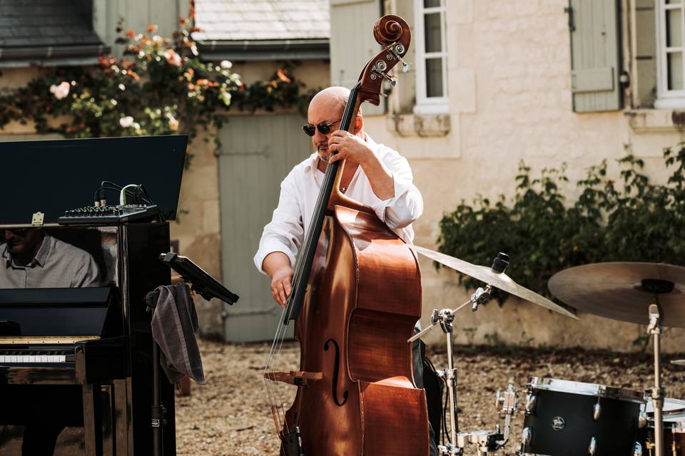 Thierry, contrebassiste PianoD