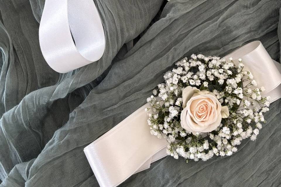 Bracelet et boutonnière
