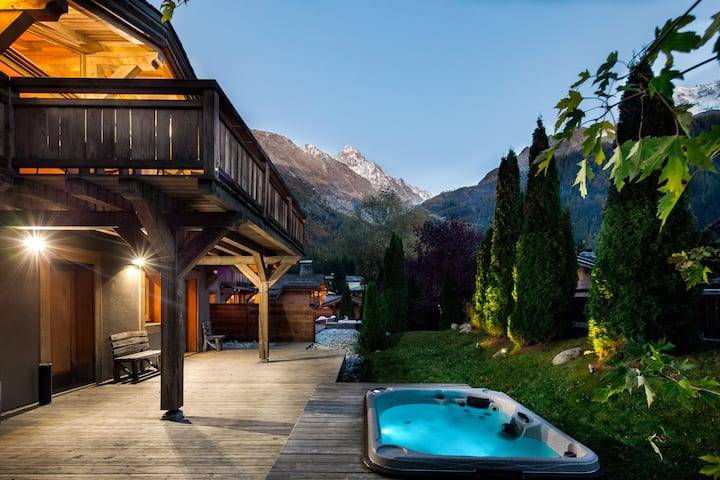 Le jacuzzi du chalet ardoise