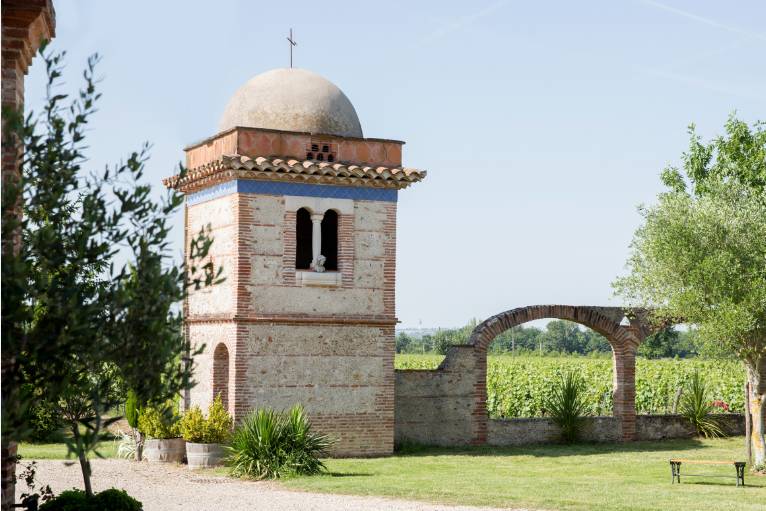 Coin jardin pigeonnier