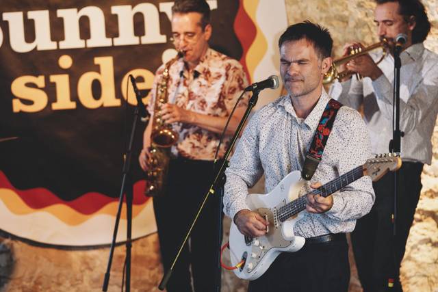 Pop / Rock avec section cuivre
