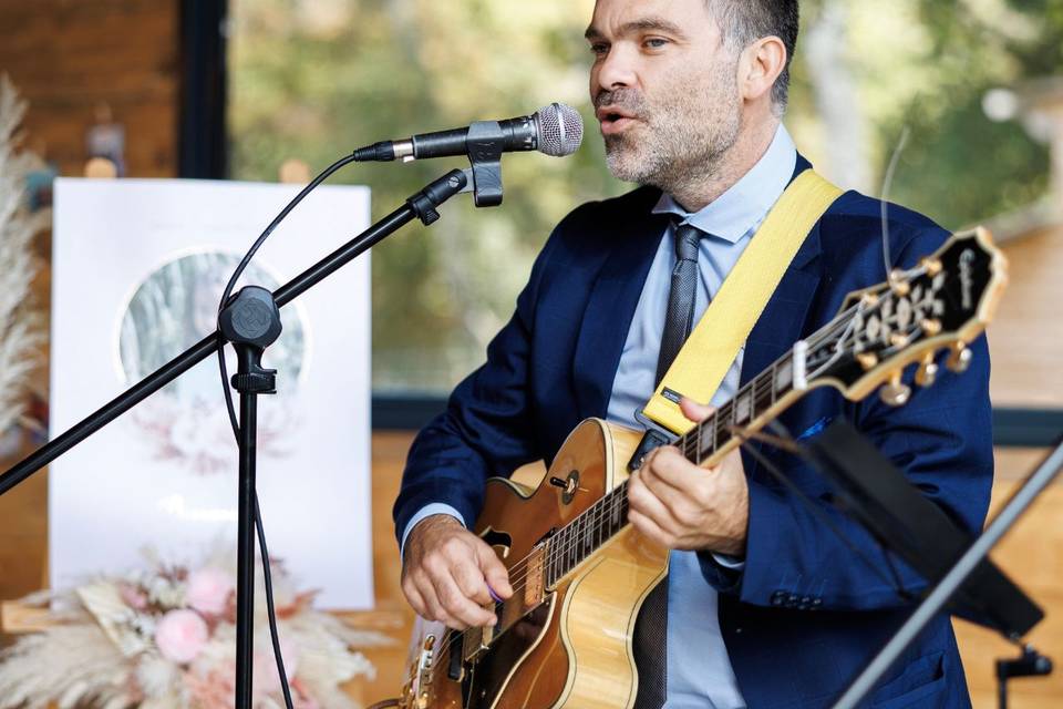 Guitariste chanteur de blues