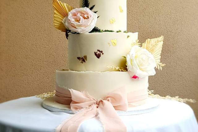 Wedding cake 100 parts