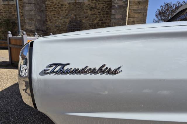 Thunderbird 1966
