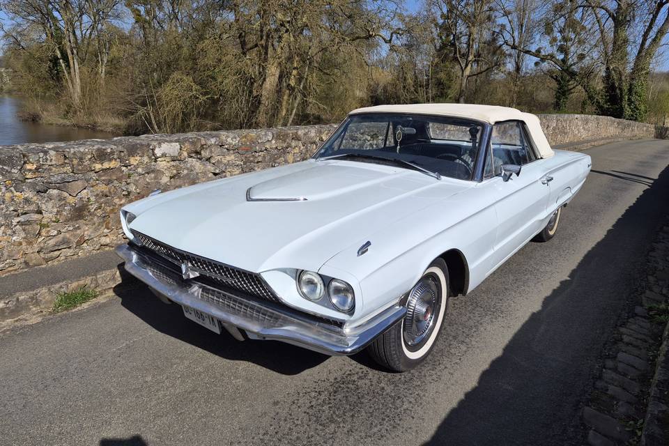 Thunderbird 1966