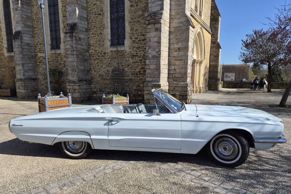 Thunderbird 1966