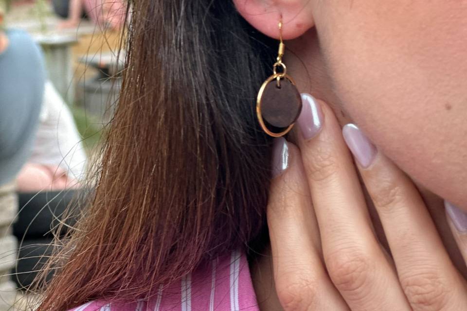 Boucle d'oreilles en bois brut