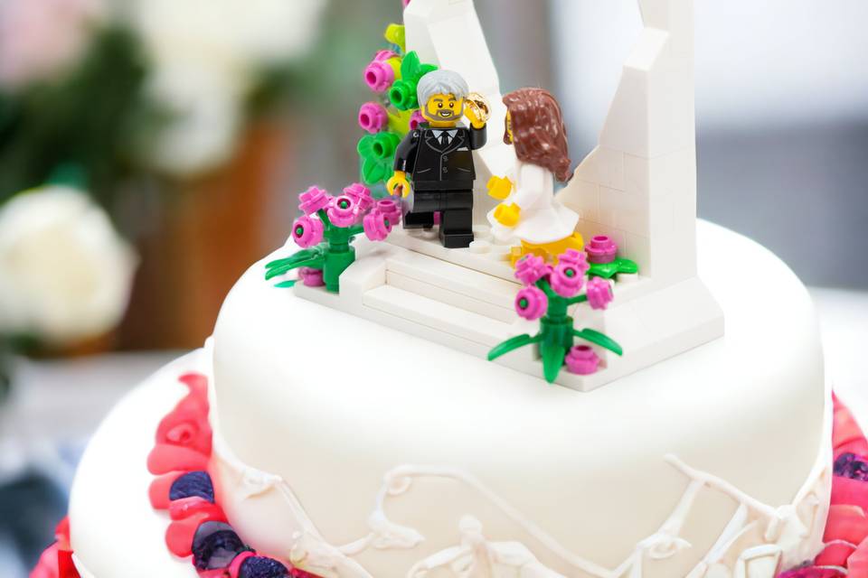 Cake topper