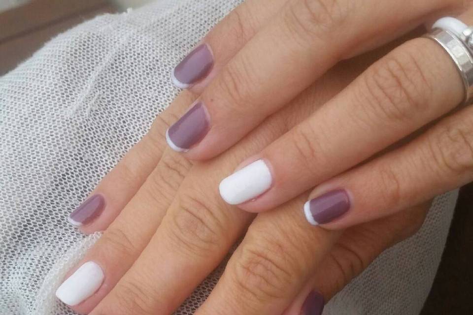 Ongles semi-permanent