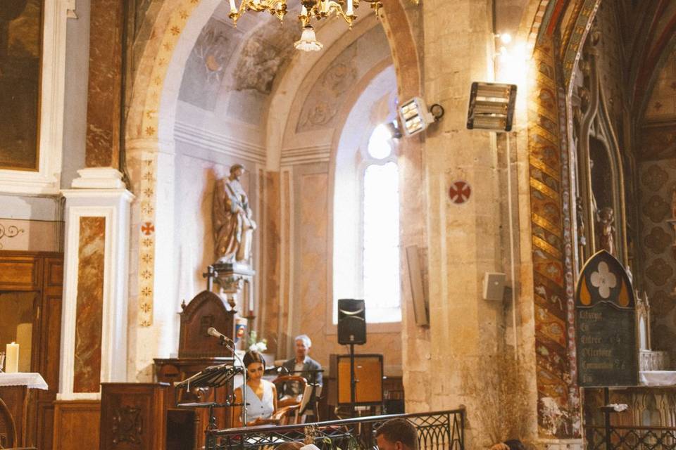 À l'Église