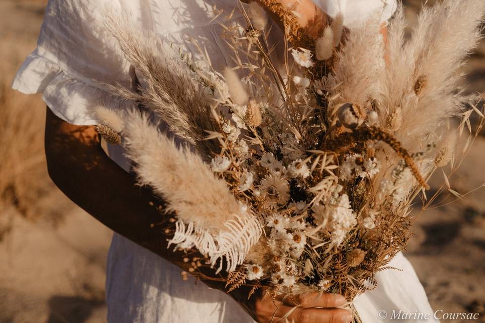 Bouquet et couronne séchée