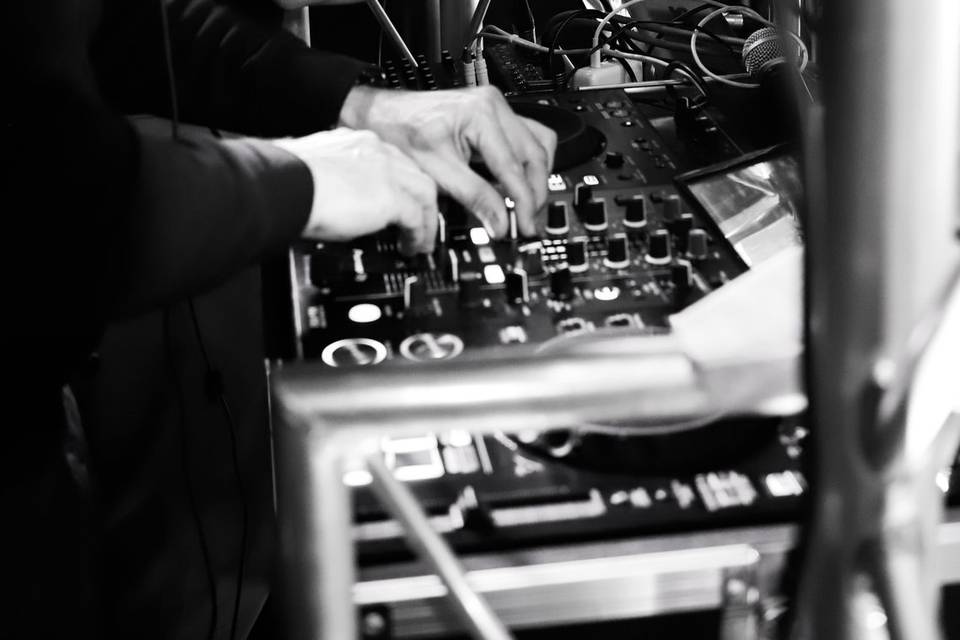 Aux platines