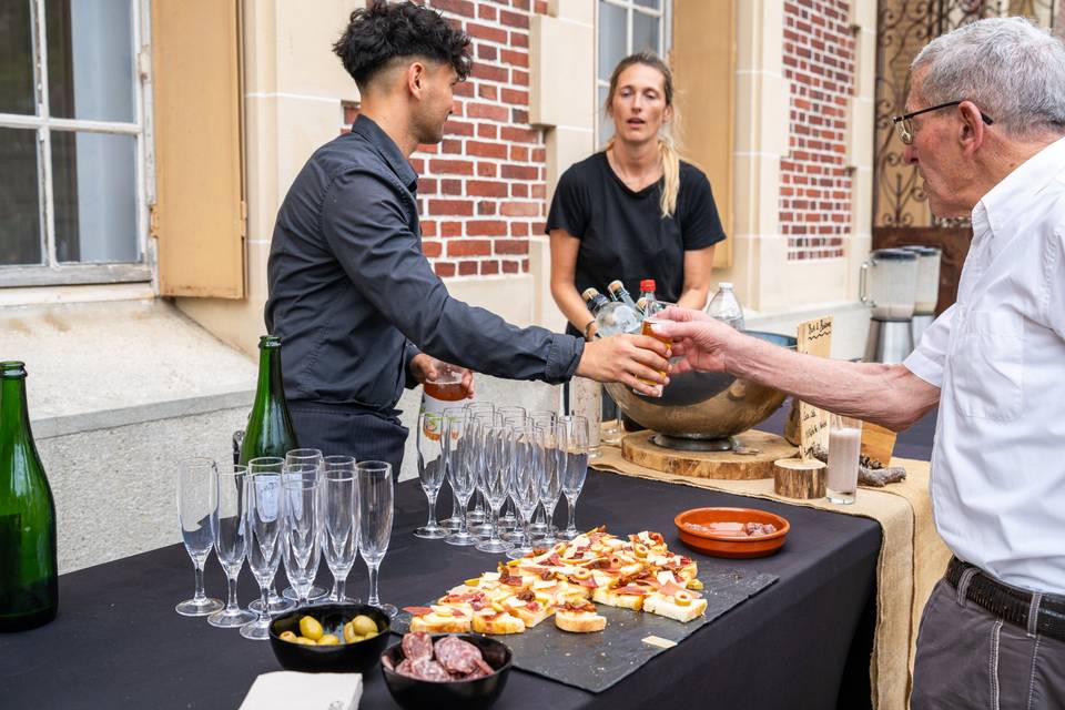 Barman service boisson