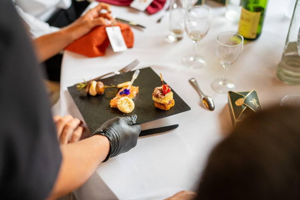 Service plat salle manger