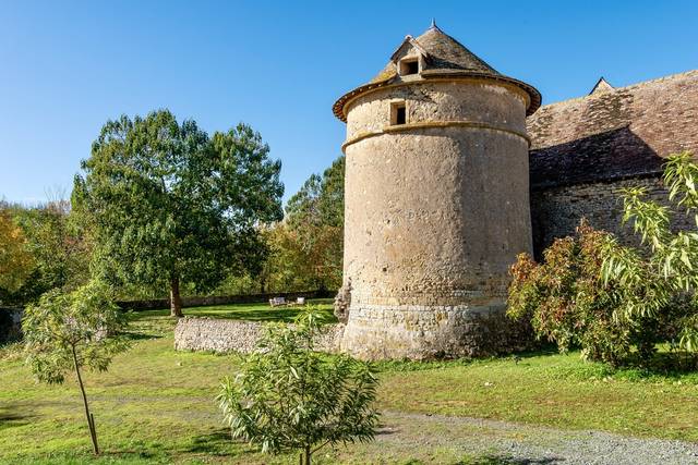 Pigeonnier & Jardins