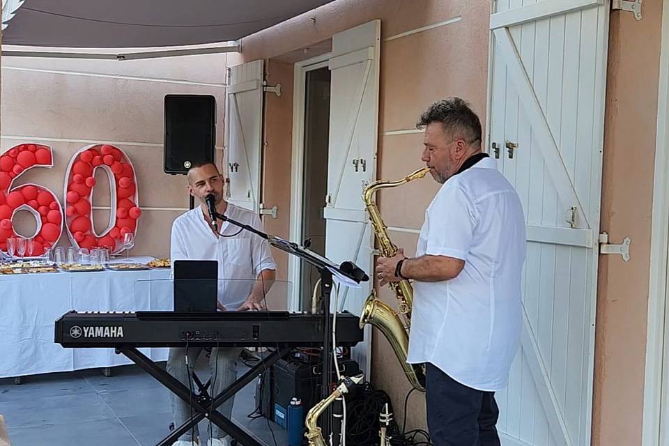 Avec un saxophoniste