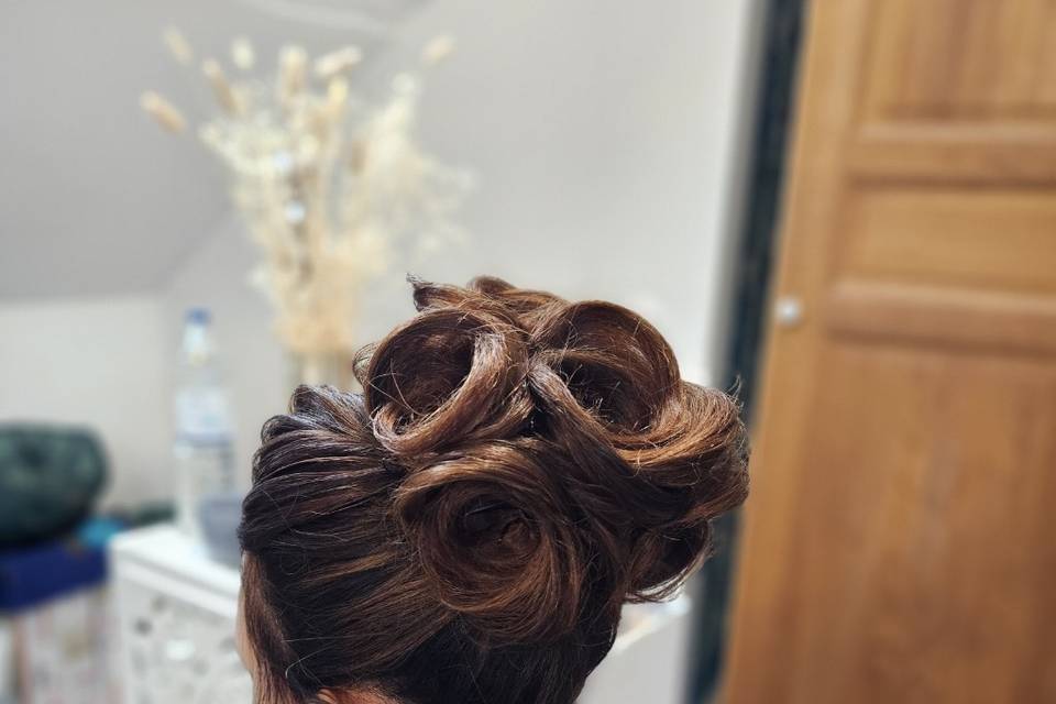 Chignon thème fleurs