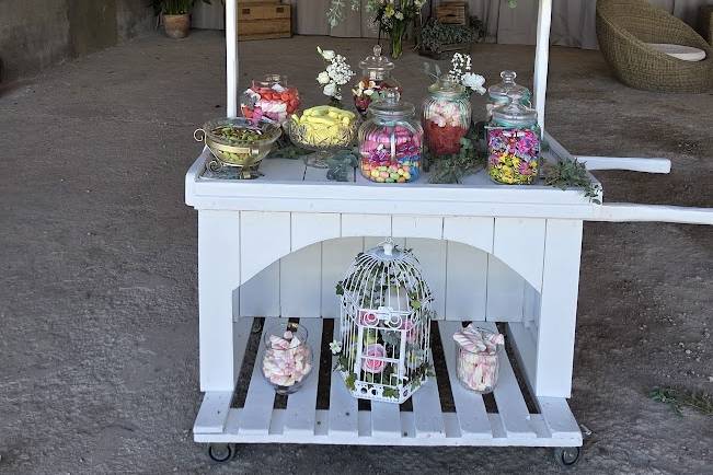 CANDY BAR