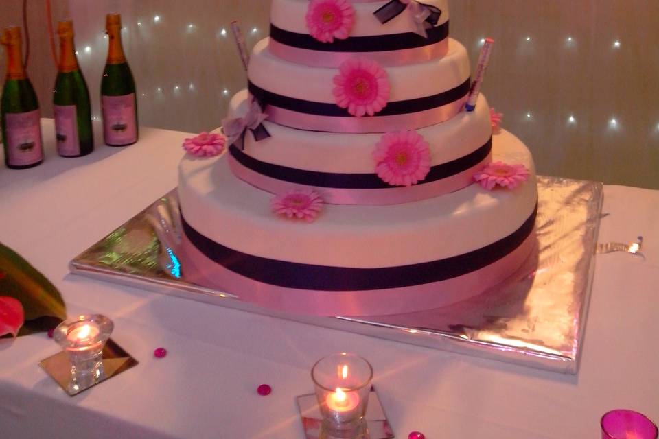 Weeding Cake