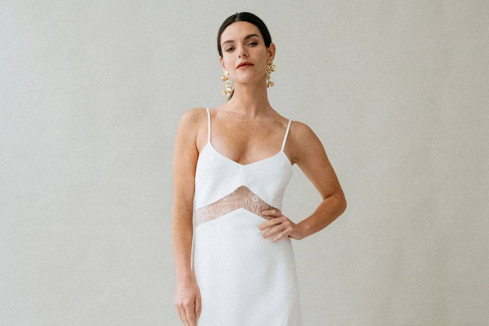 Grej Modern Bride