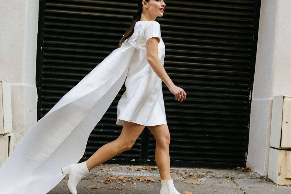 Grej Modern Bride