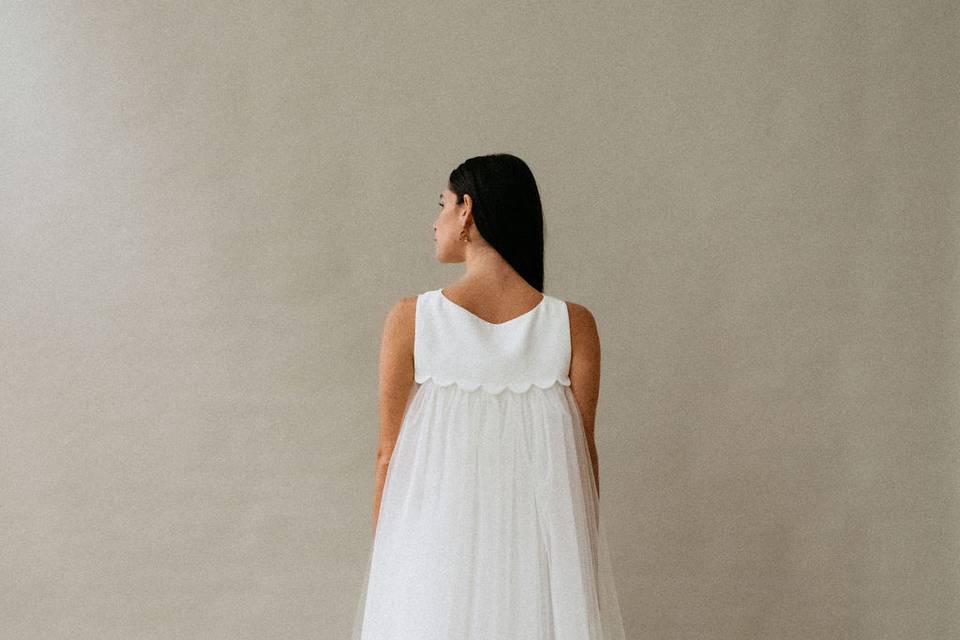 Grej Modern Bride
