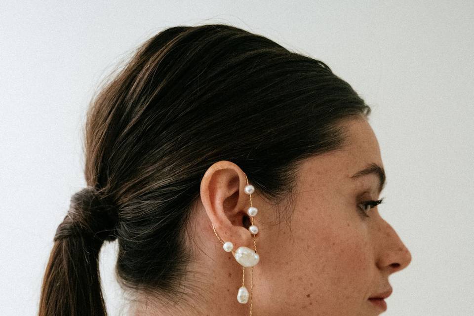 Grej Modern Bride