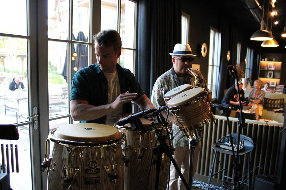 Sax/percu cocktail