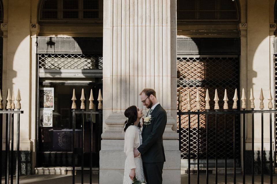 Palais Royal Seance Couple