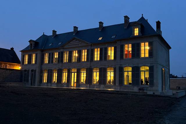 Façade de nuit