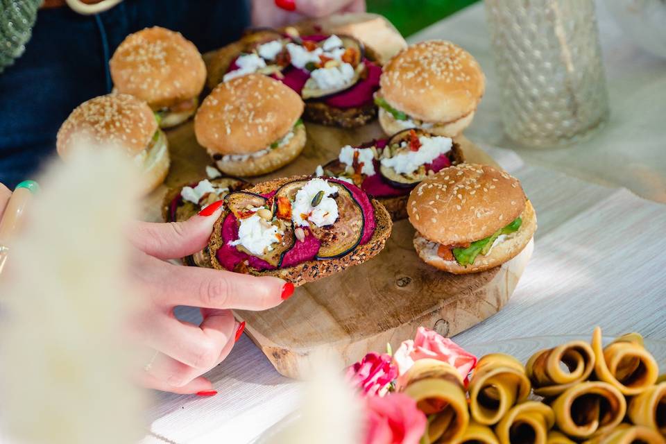 Mini burger et houmous