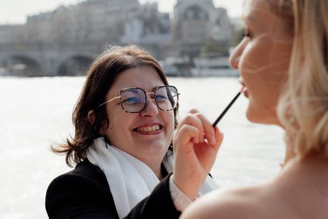 Virginie Desfontaines Hair & Make Up Artist