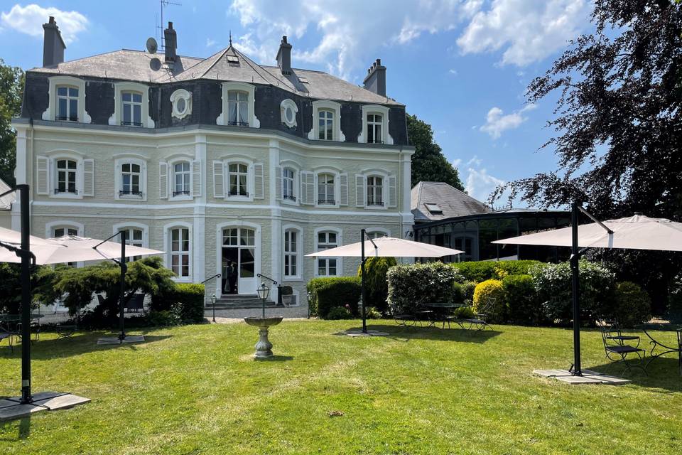 Najeti Hôtel Château Cléry