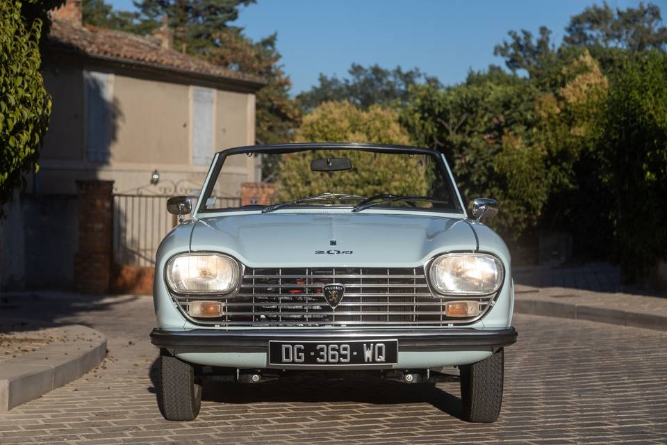 Peugeot 204 cab