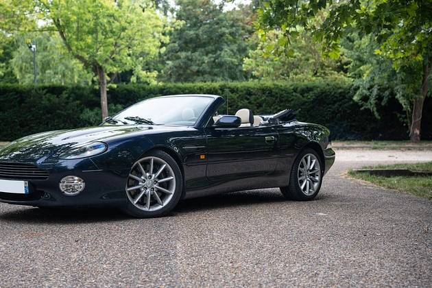 Aston DB7