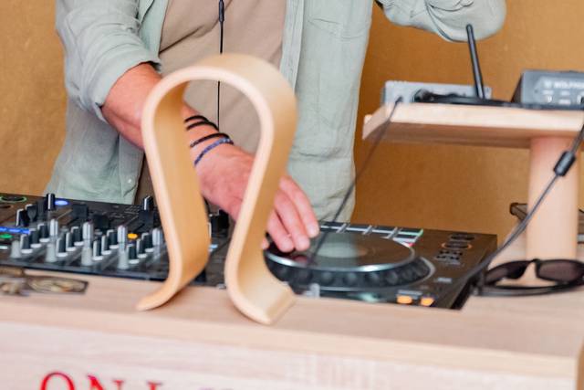 Nicoas Music Only DJ
