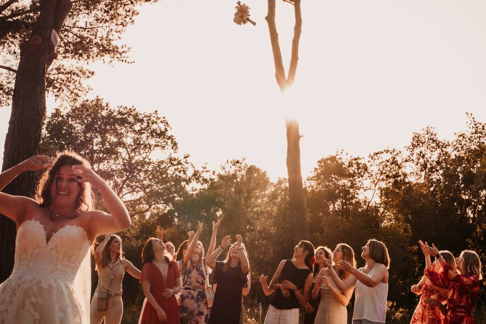 Un bouquet dans les airs