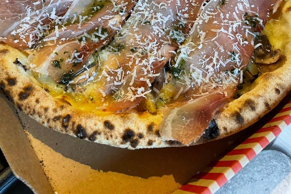 L'Angelina Pizza