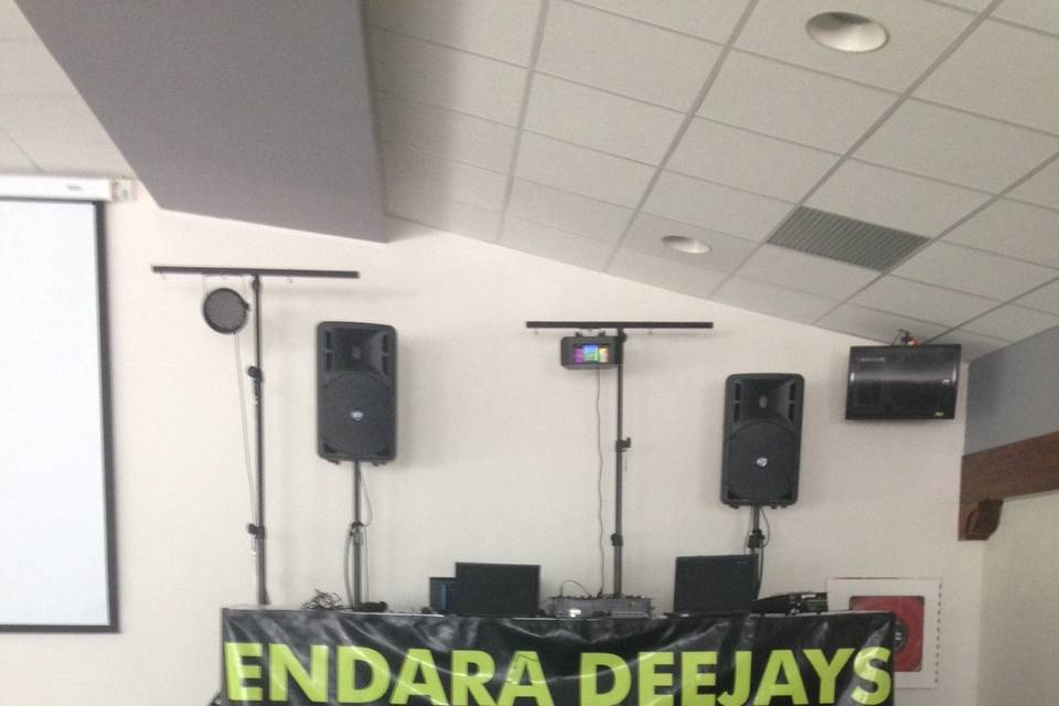 Endara Deejays