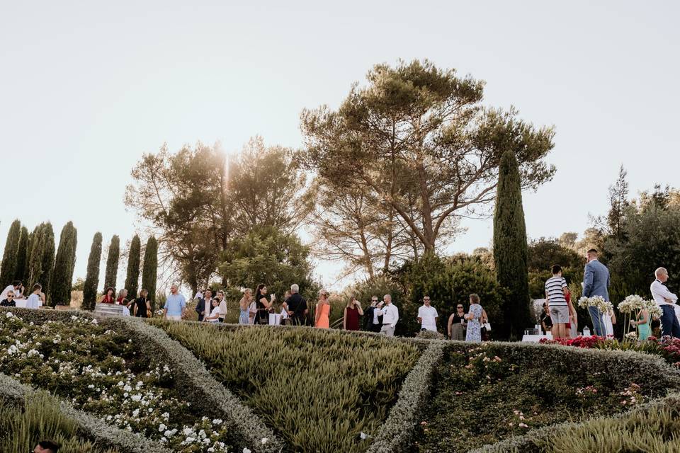 Cocktail dans les jardins