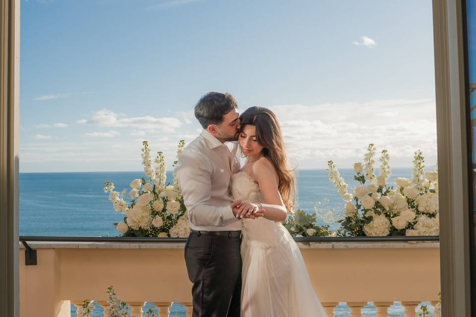S & S