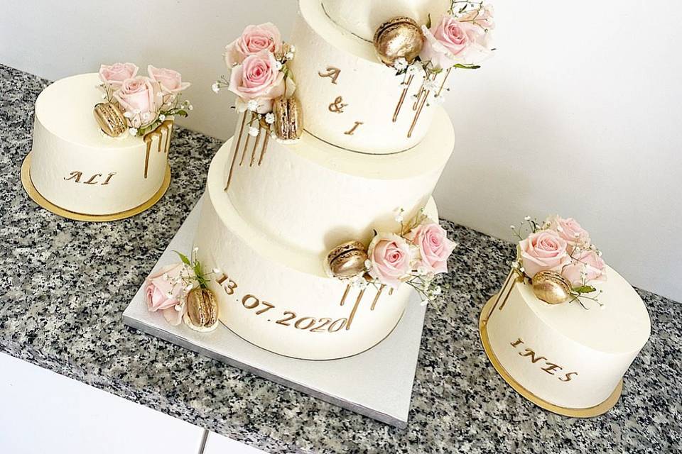 Weeding cake