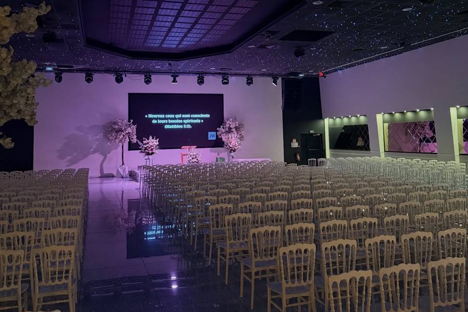 Salle Aux Tulipes