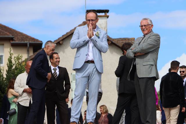 Le marié attends sa promise