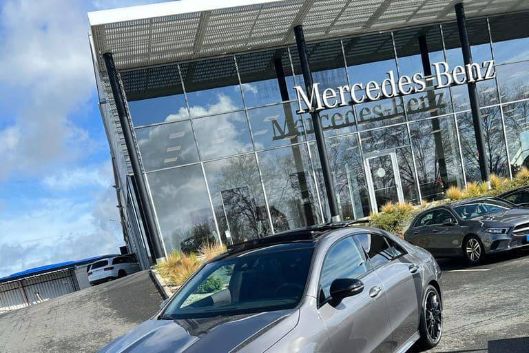 Mercedes-Benz Rent Brive-La-Gaillarde